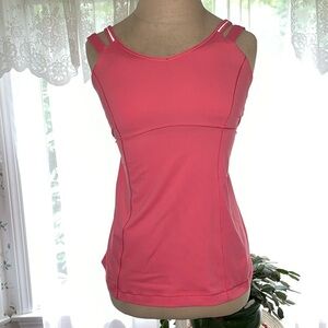 Lululemon tank. EUC. Pretty coral pink color.